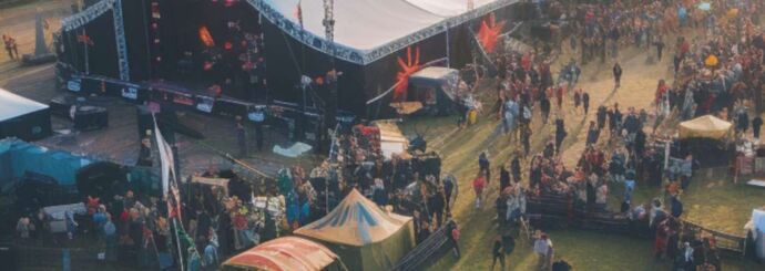 headers - zwarte tent2 - 1.jpg